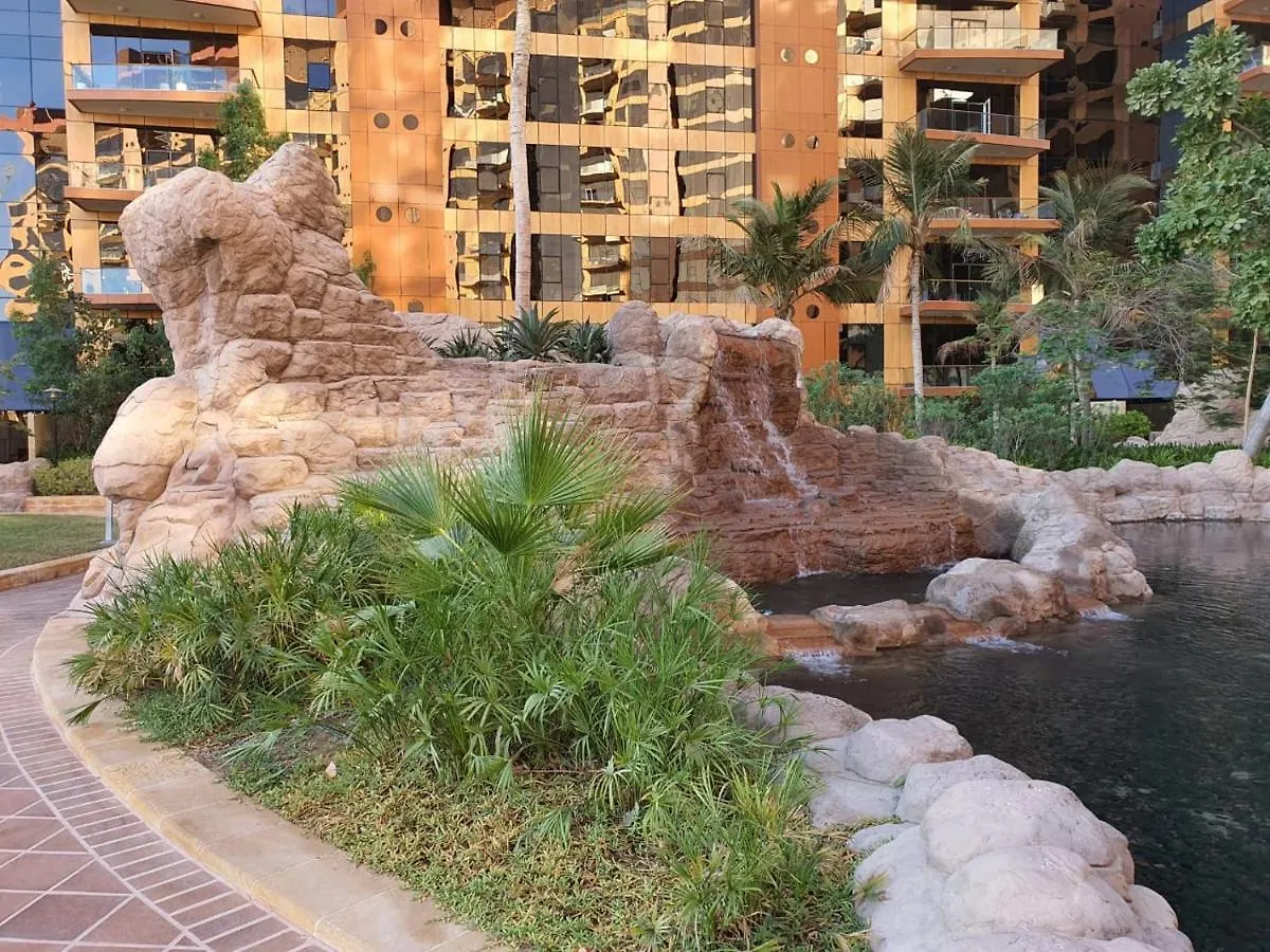 Bnbmehomes - Private Beach, Infinity Pool, Beach Club At Andaaz -402 Dubai Appartement