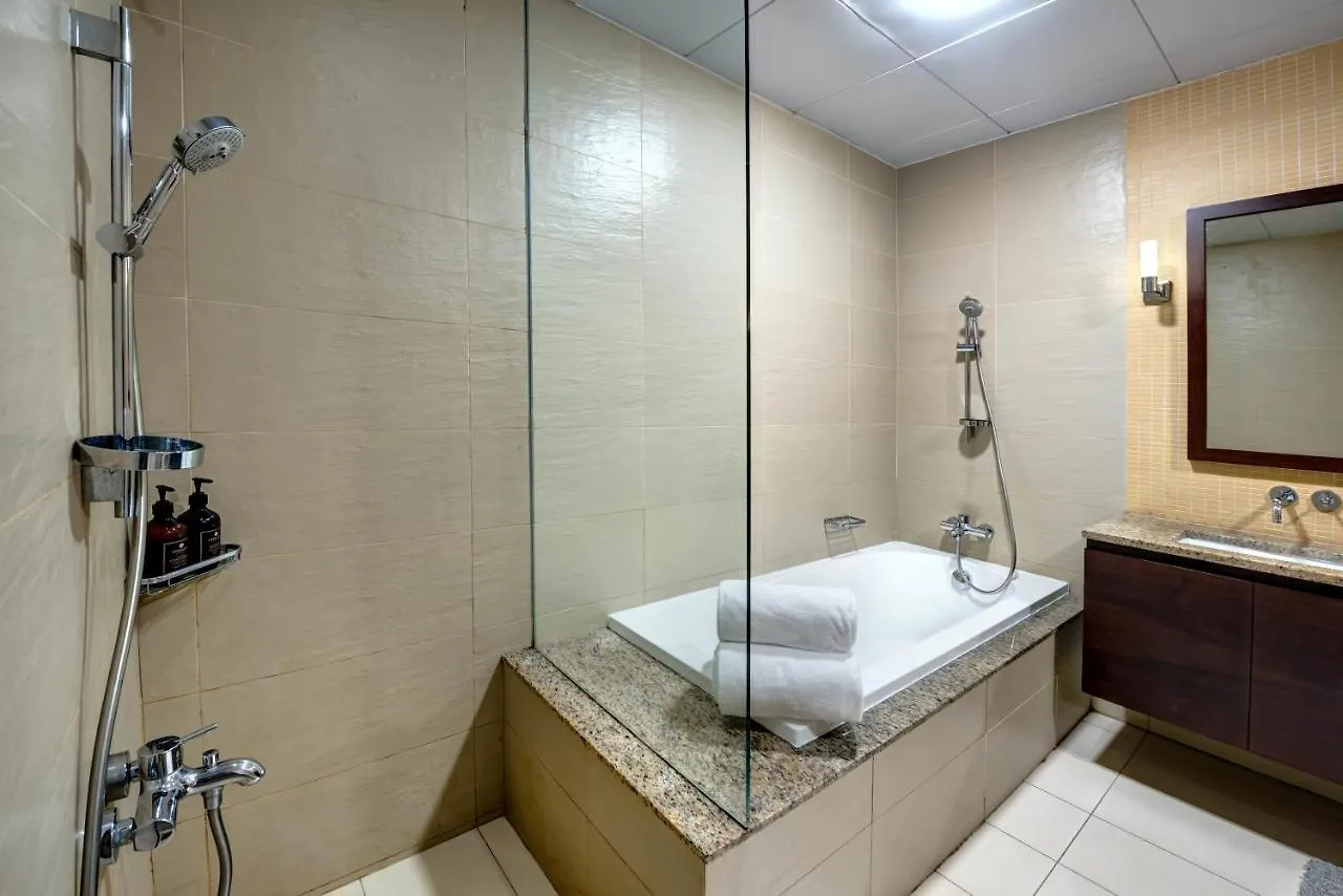 Apartment Bnbmehomes - Private Beach, Infinity Pool, Beach Club At Andaaz -402 Dubai United Arab Emirates